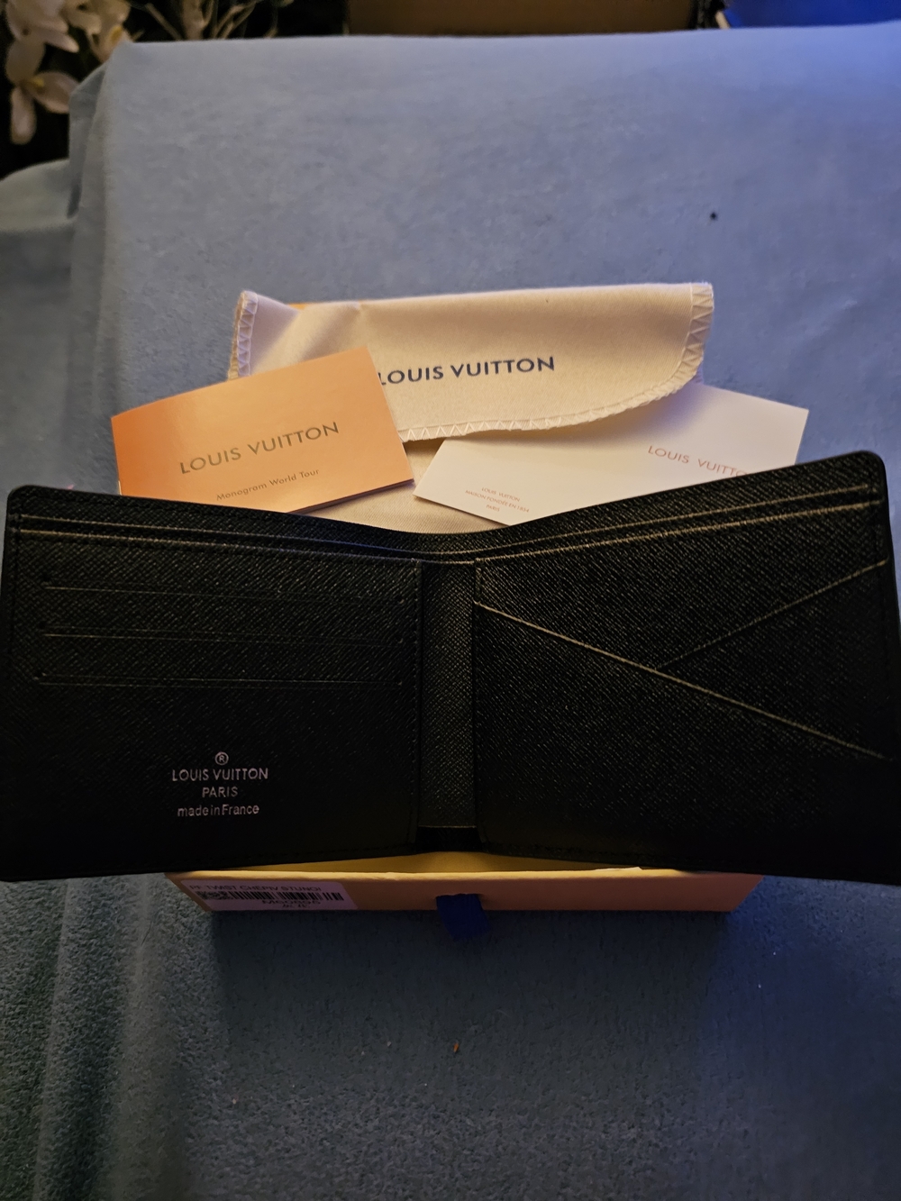Louis Vuitton Black Monogram Shadow Bi-Fold Money Clip - Picture 2 of 16